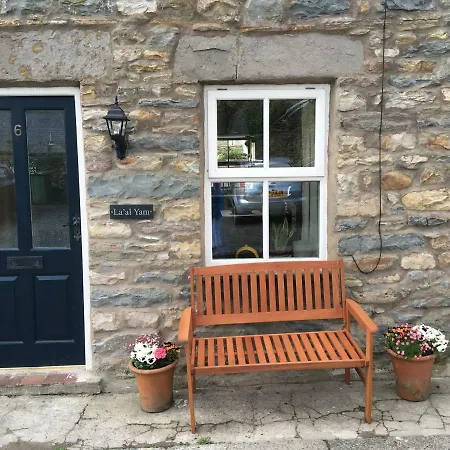 La'al Yam Sedbergh